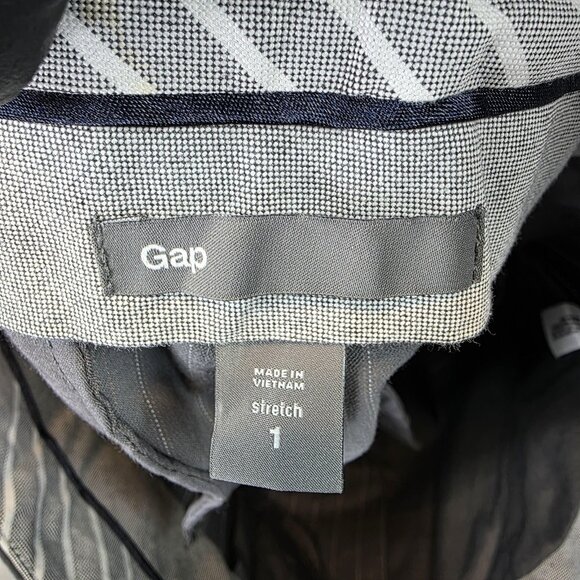 Gap Shorts Womens 1 Gray Pinstripe Hip Slung Fit Dress Bermuda Low Rise Stretch - Picture 11 of 13